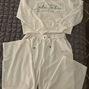 Lake Tahoe California White Sweatshirt and Pants Set